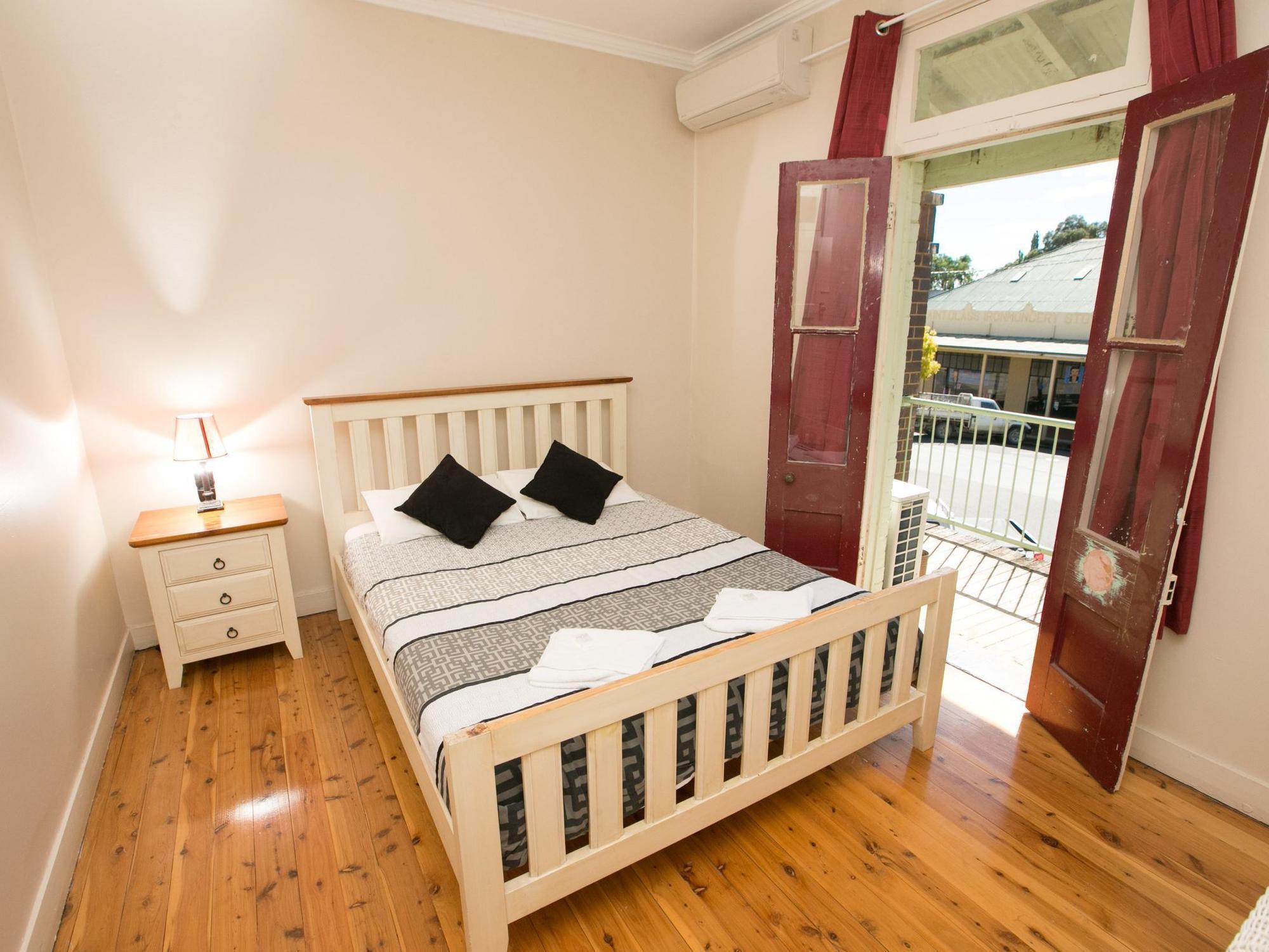 Court House Hotel Boorowa 외부 사진