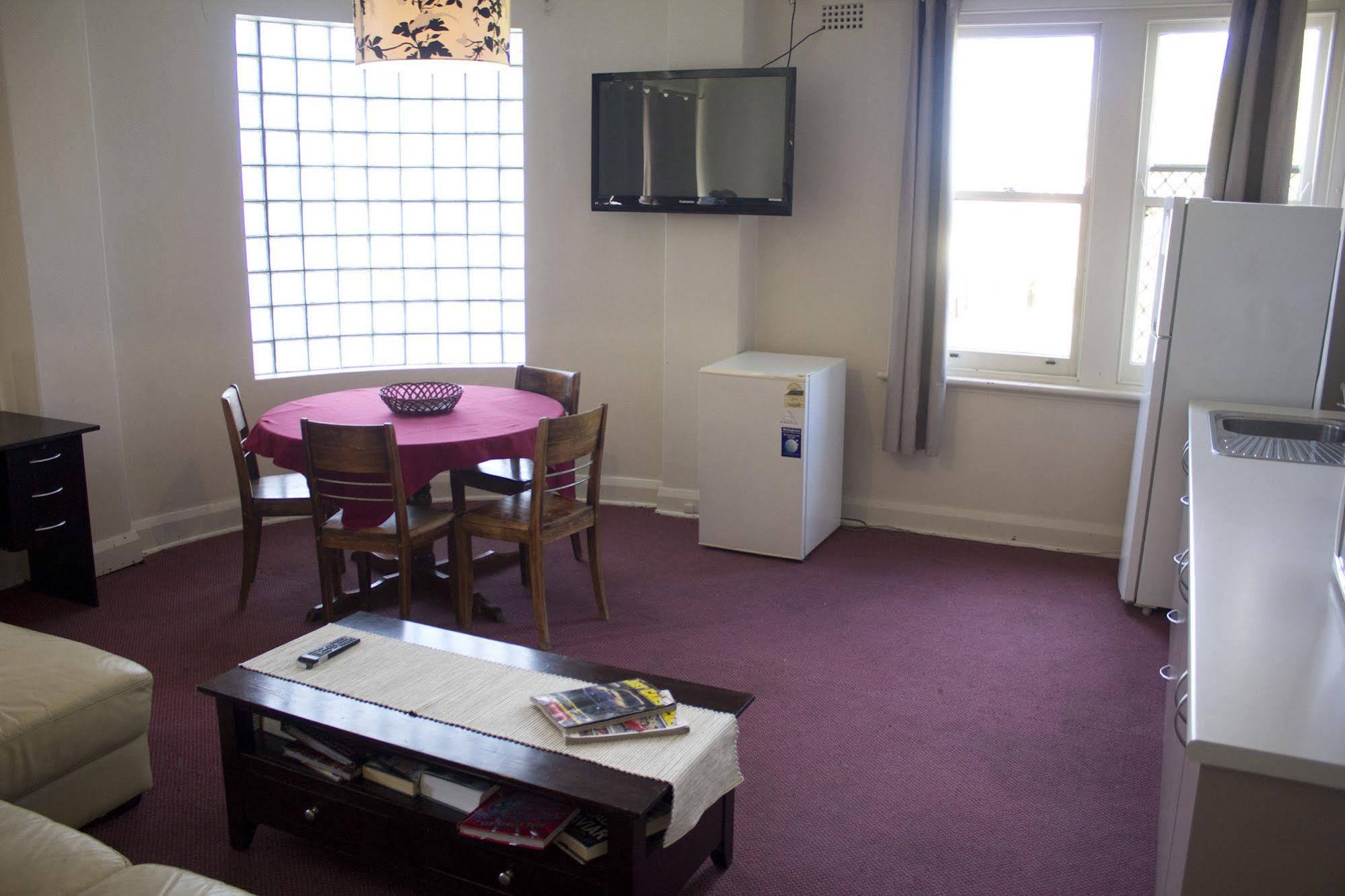 Court House Hotel Boorowa 외부 사진