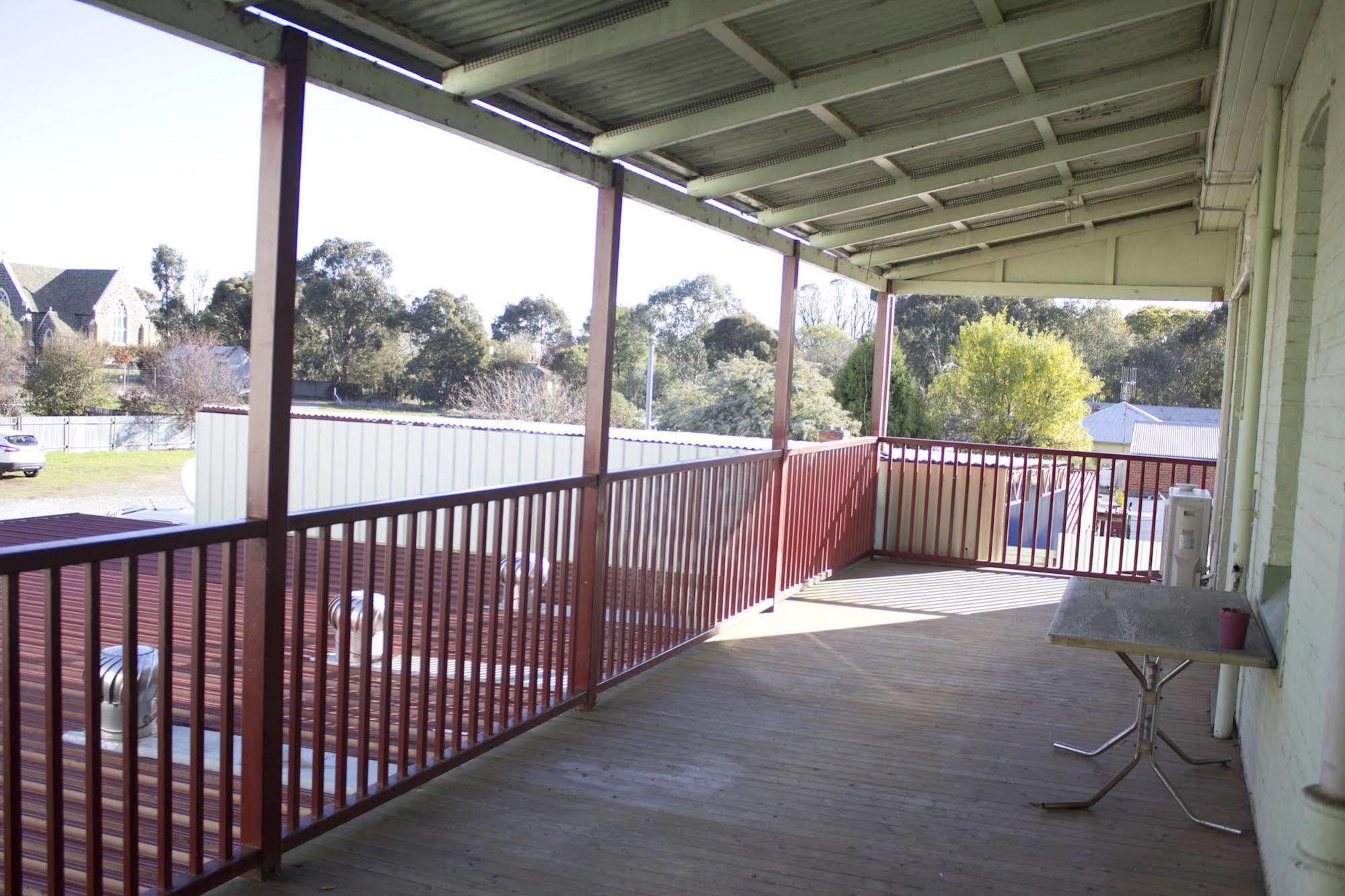 Court House Hotel Boorowa 외부 사진